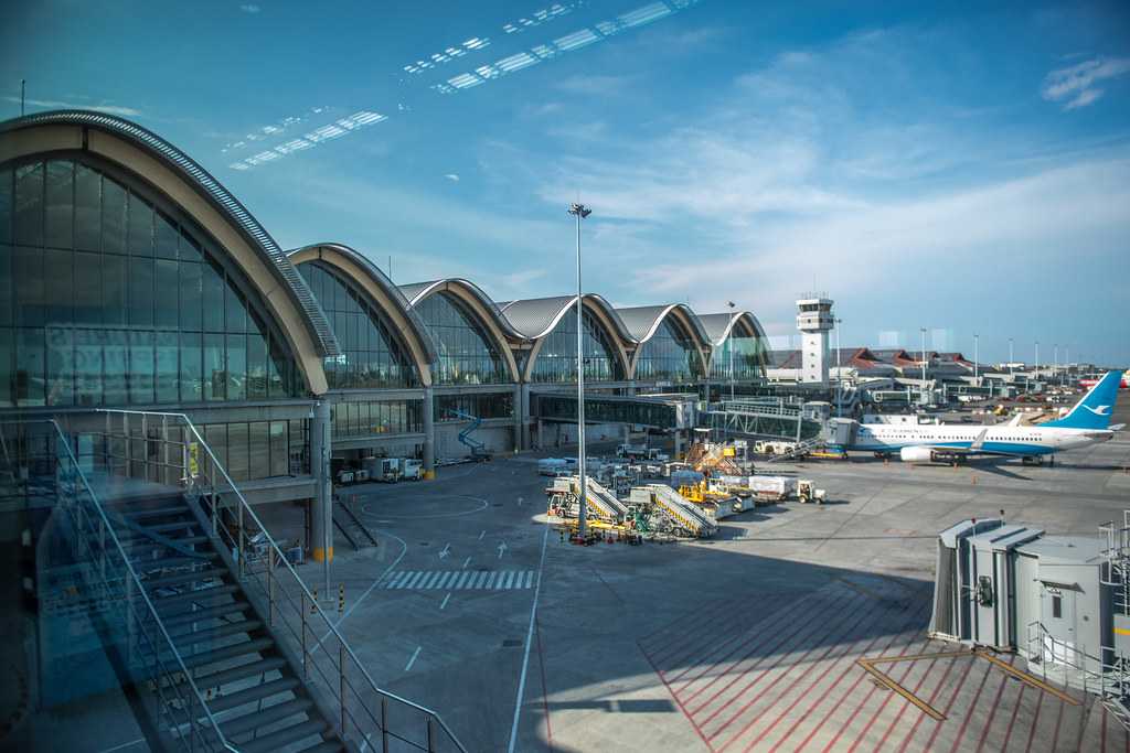 Mactan-Cebu International Airport resumes flight operations