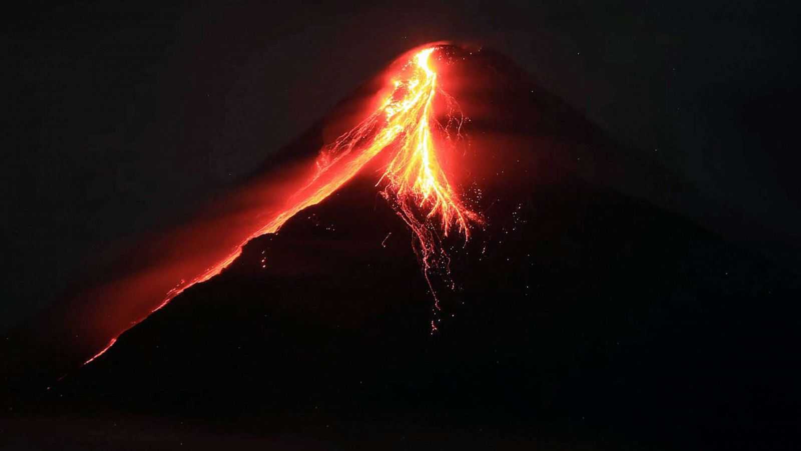 Phivolcs: No volcanic earthquake but slow lava flow continues in Mayon Volcano