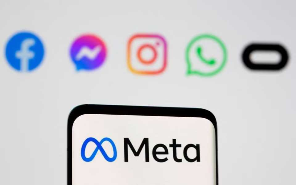 Meta begins blocking news in Canada