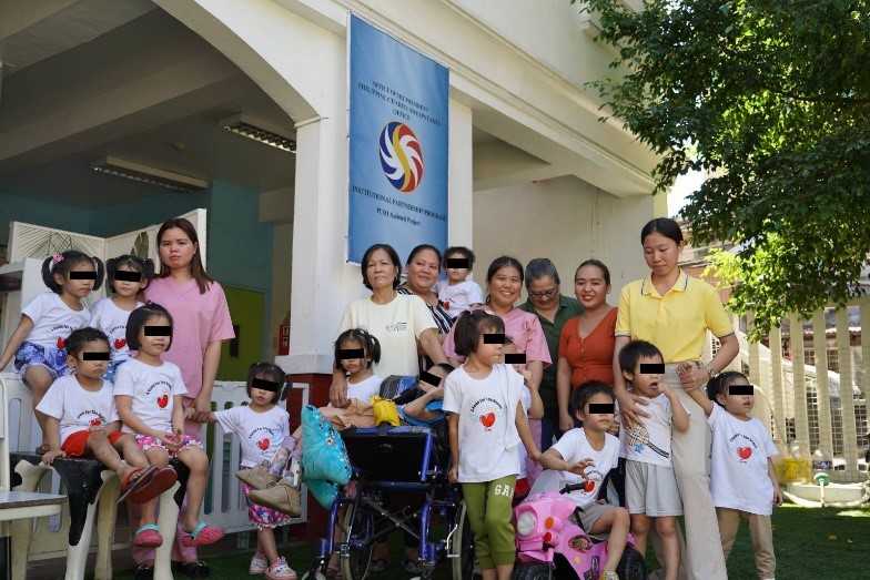 PCSO extends aid to ‘A Home for the Angels Foundation Inc.’