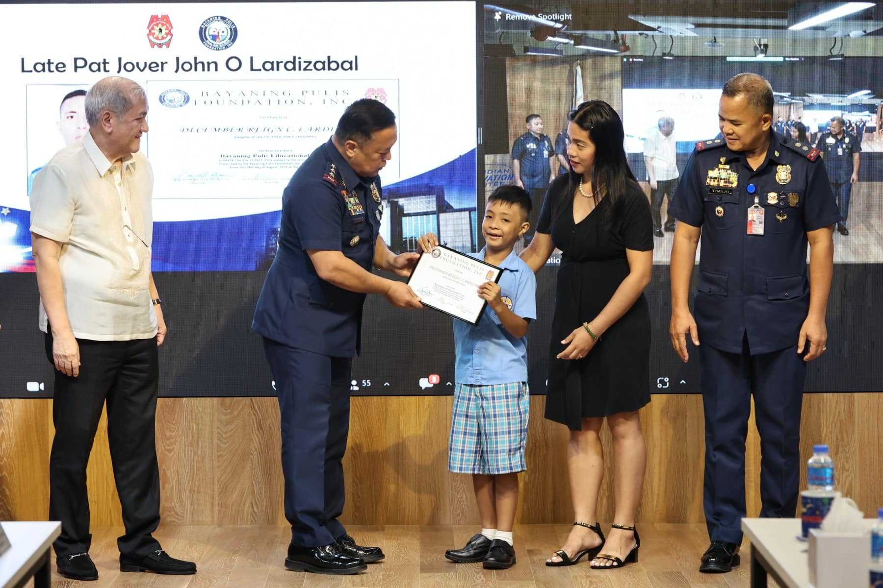 PNP grants educational aid to 23 fallen cops' dependents