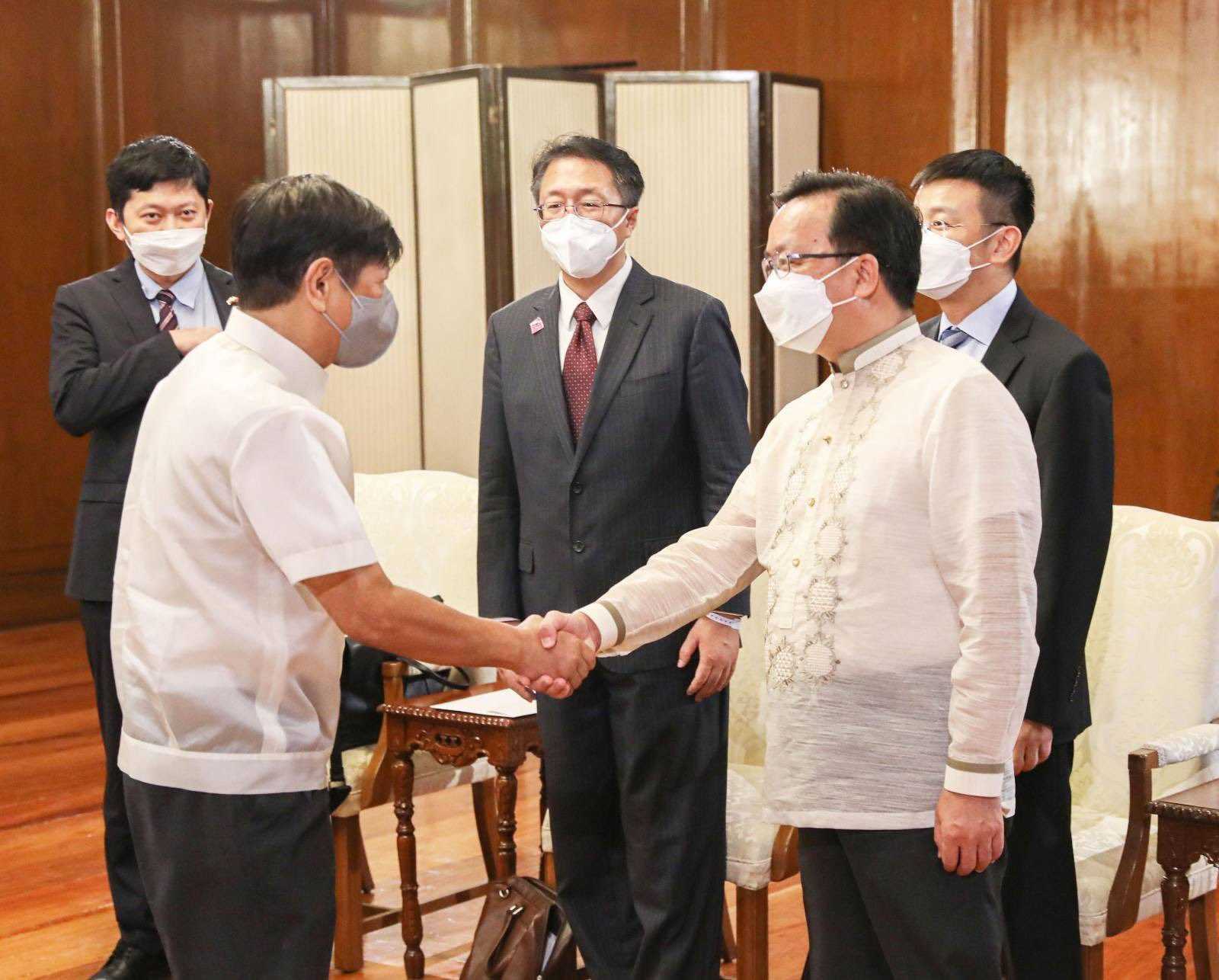 Prez Marcos meets with Chinese envoy, renews stronger PH-China ties