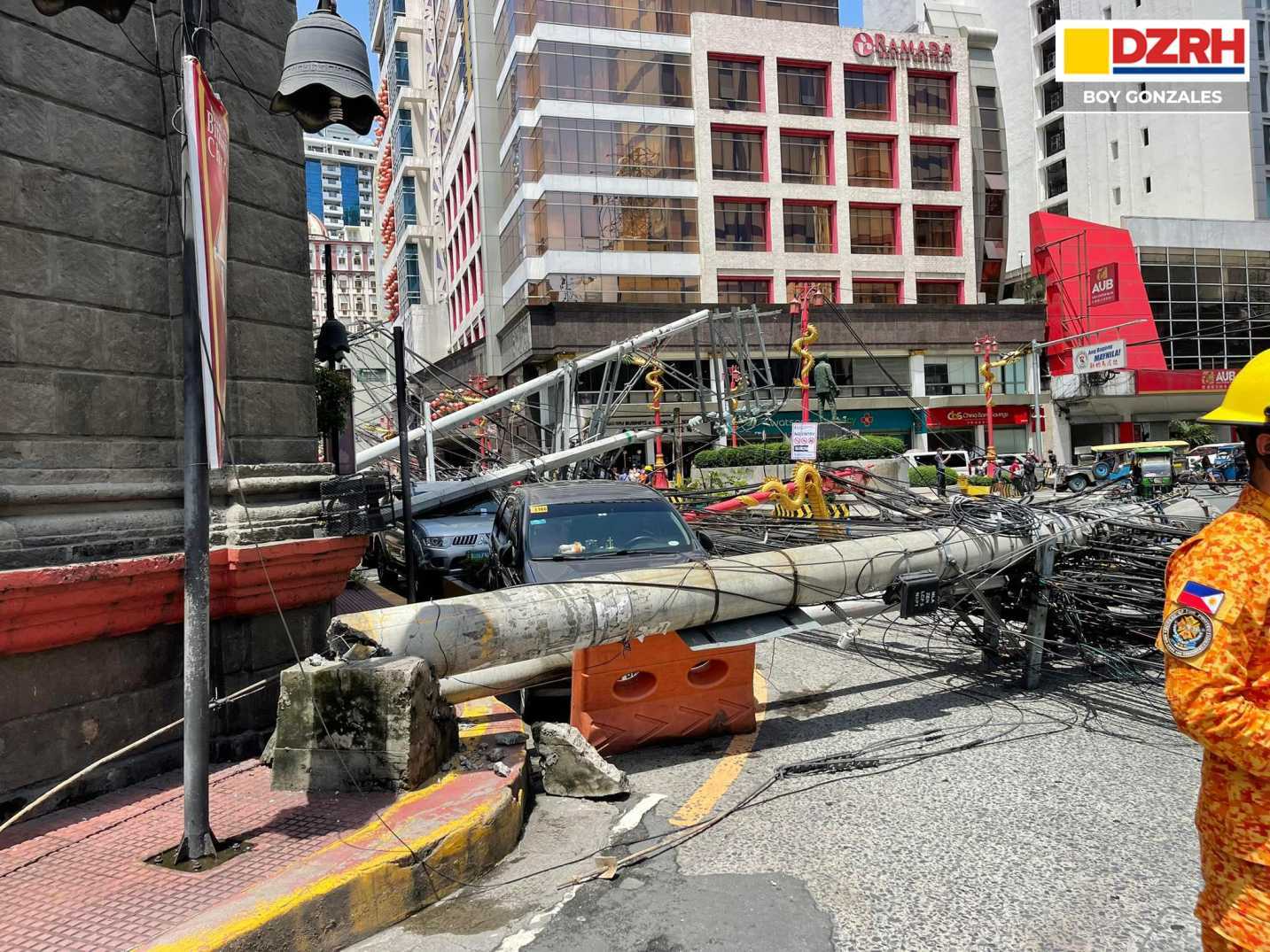 Meralco probes cause behind fallen electric posts in Binondo