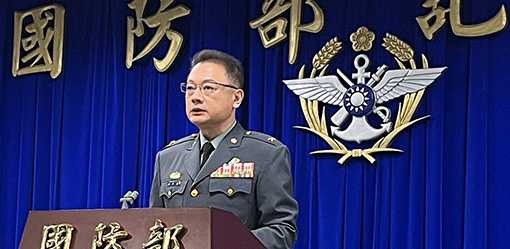 Taiwan sees no Chinese military response to VP's US trip