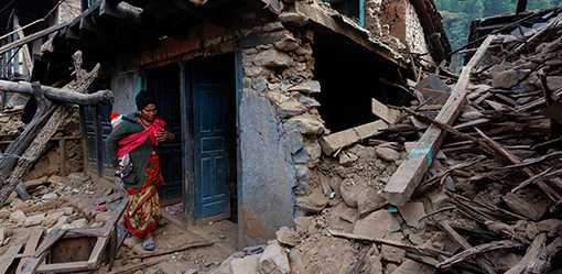 Temblors rattle Nepal days after deadly earthquake; 3 hurt