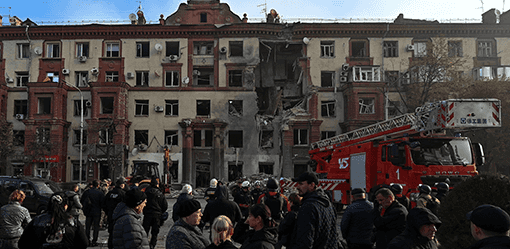 Ten civilians killed in Russian attacks on Ukraine, Kyiv reports progress in south