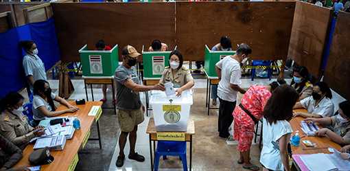 Thai voters cast early ballots one week before election