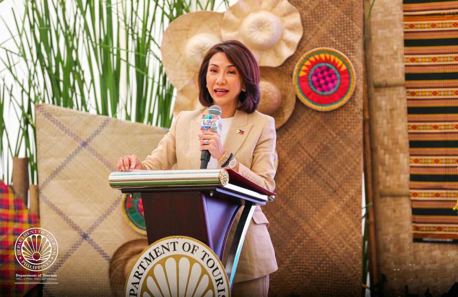 Tourism Chief welcomes announcement of Manila-Paris direct flights