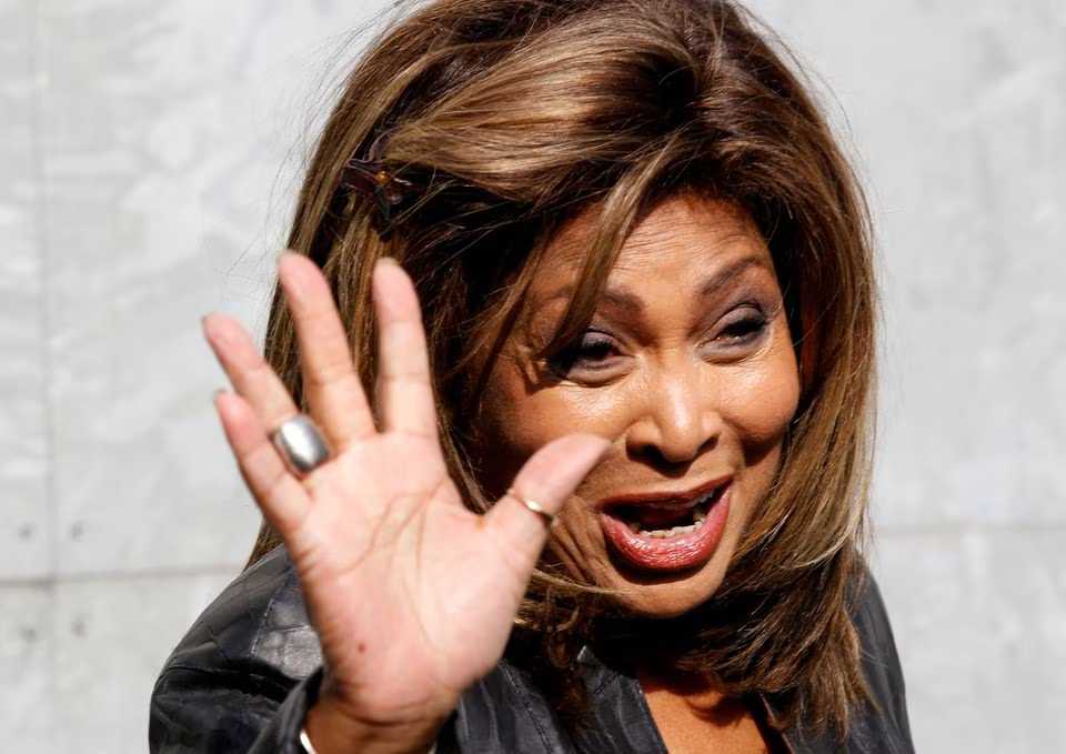 Tributes salute Tina Turner's music and resilience
