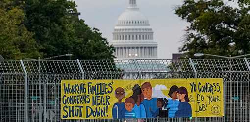US Congress averts government shutdown, passing stopgap bill