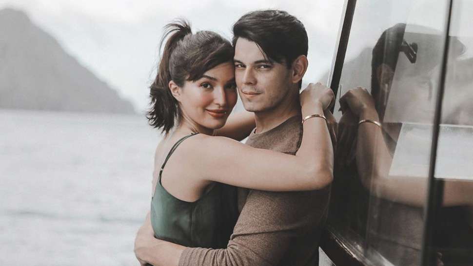 Sarah Lahbati unfollows husband Richard Gutierrez on Instagram