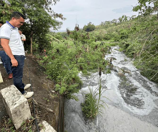 Cardenas orders suspension of work in Canlaon City following Kanlaon's unrest