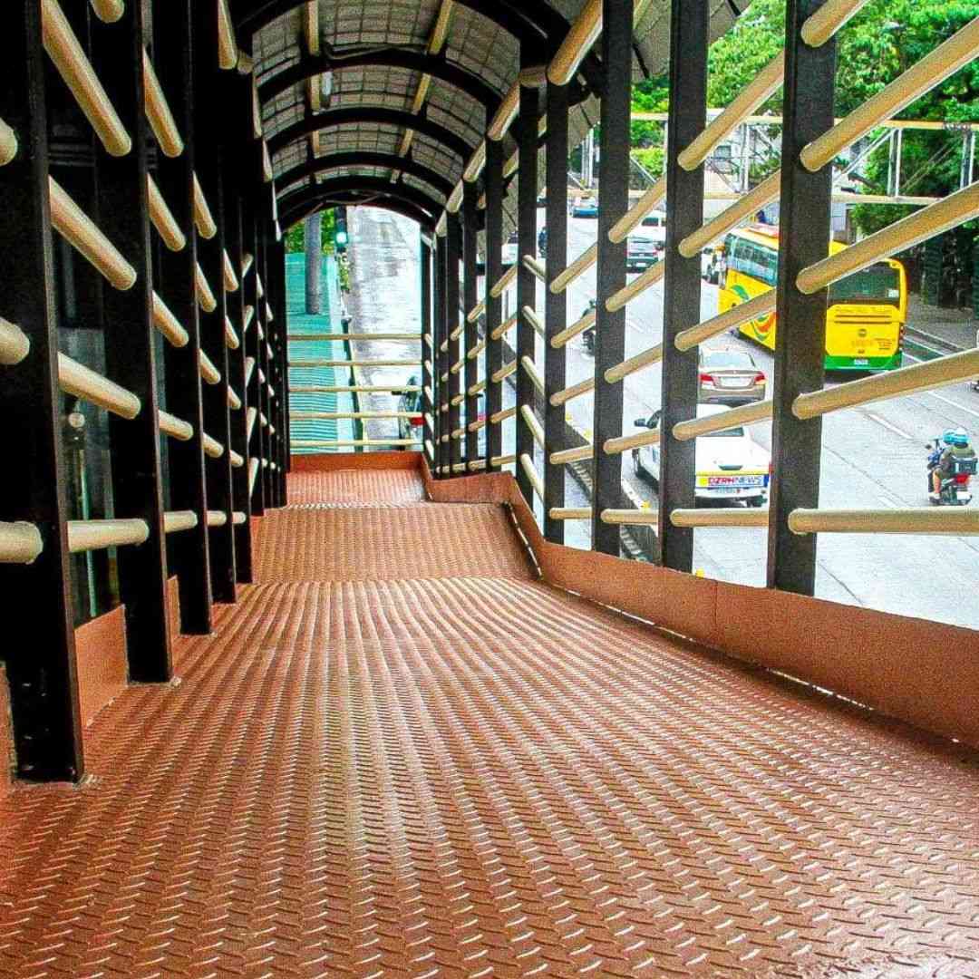 EDSA Busway PWD ramp temporarily closed for improvements