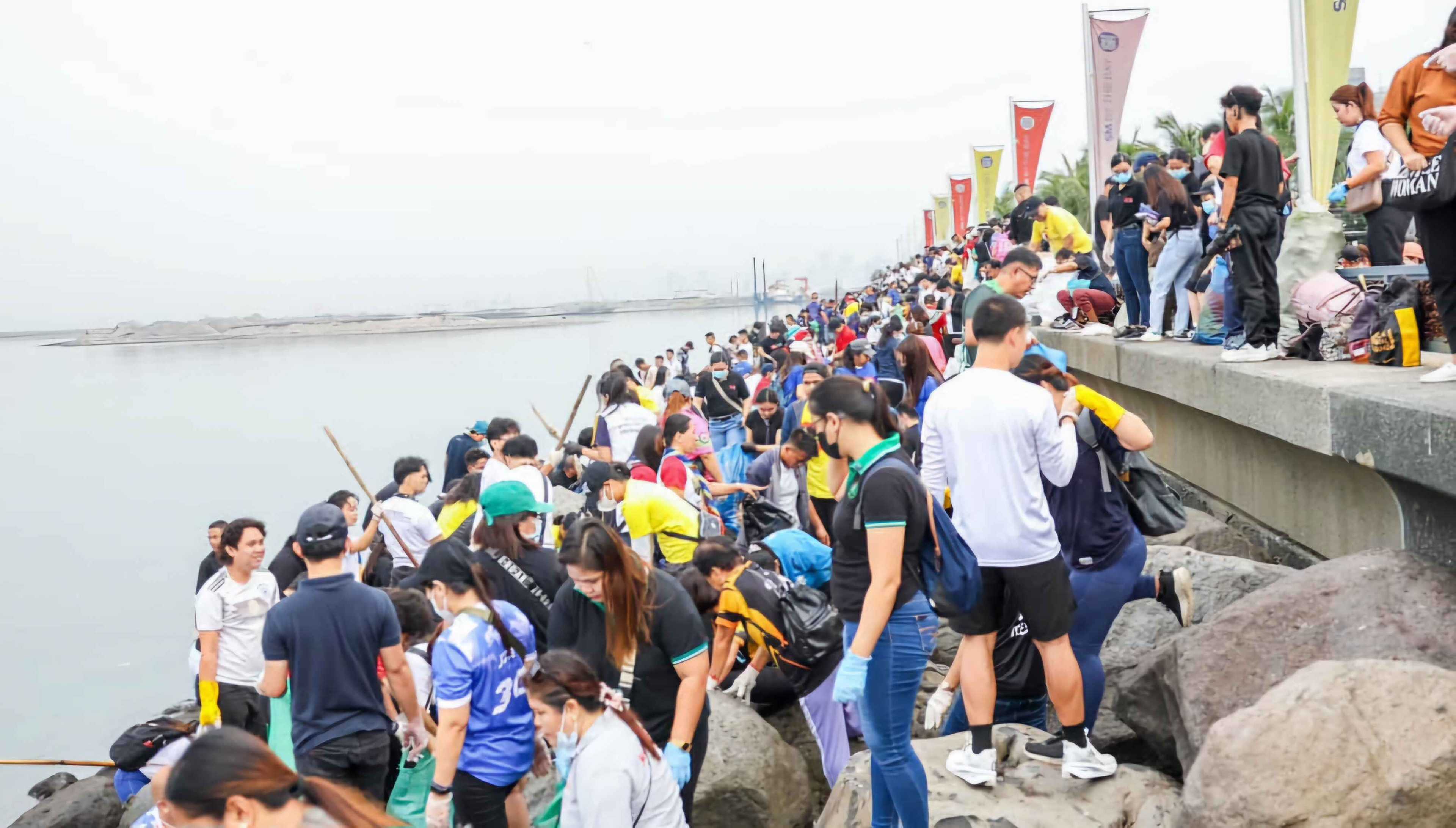 Over 120,000 kg of trash collected in Manila Bay from Coastal Cleanup