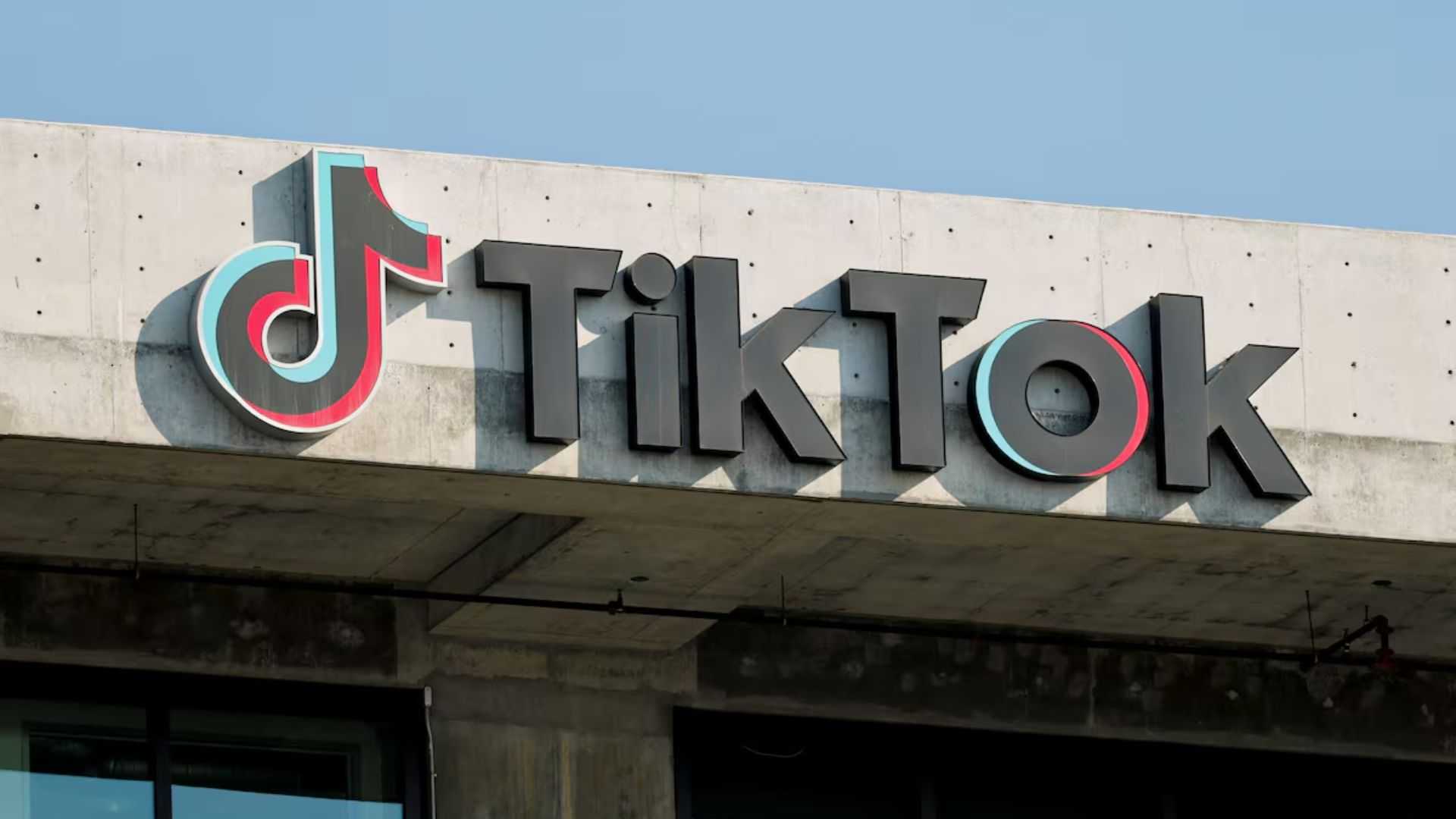 TikTok stops working for US users, disappears from Apple, Google stores