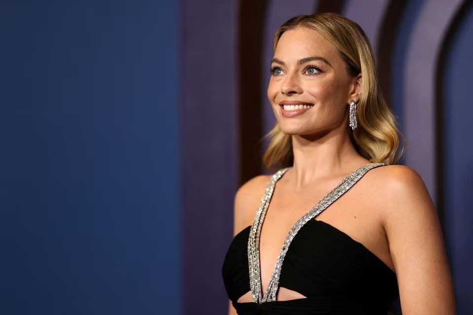 'Barbie,' 'Oppenheimer' lead nominations in prelude to Oscars