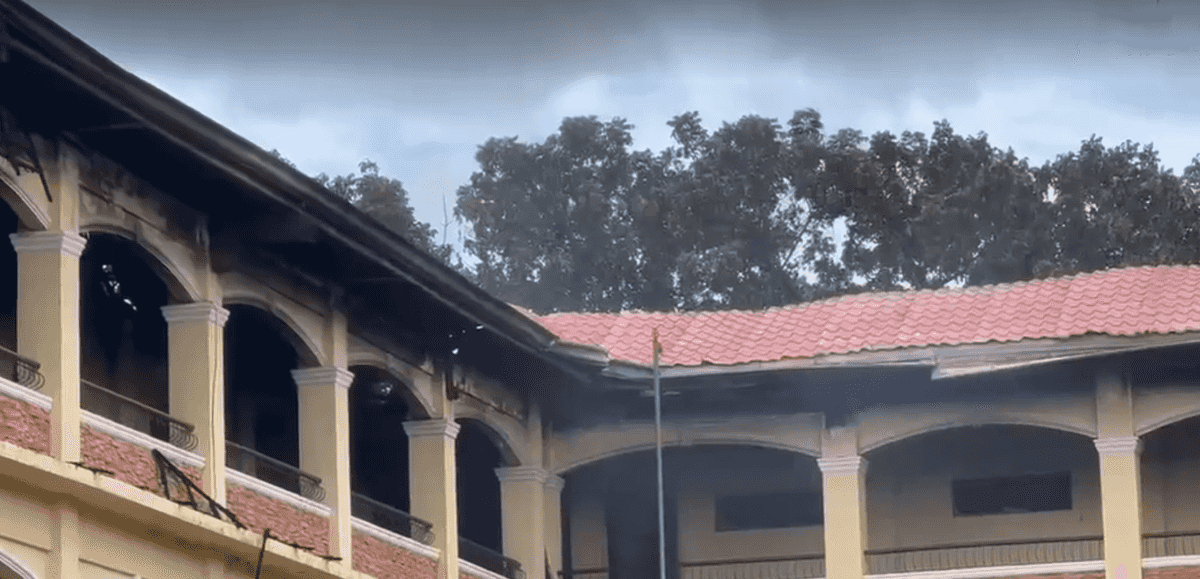 10 classrooms, 2 offices destroyed in Las Piñas fire