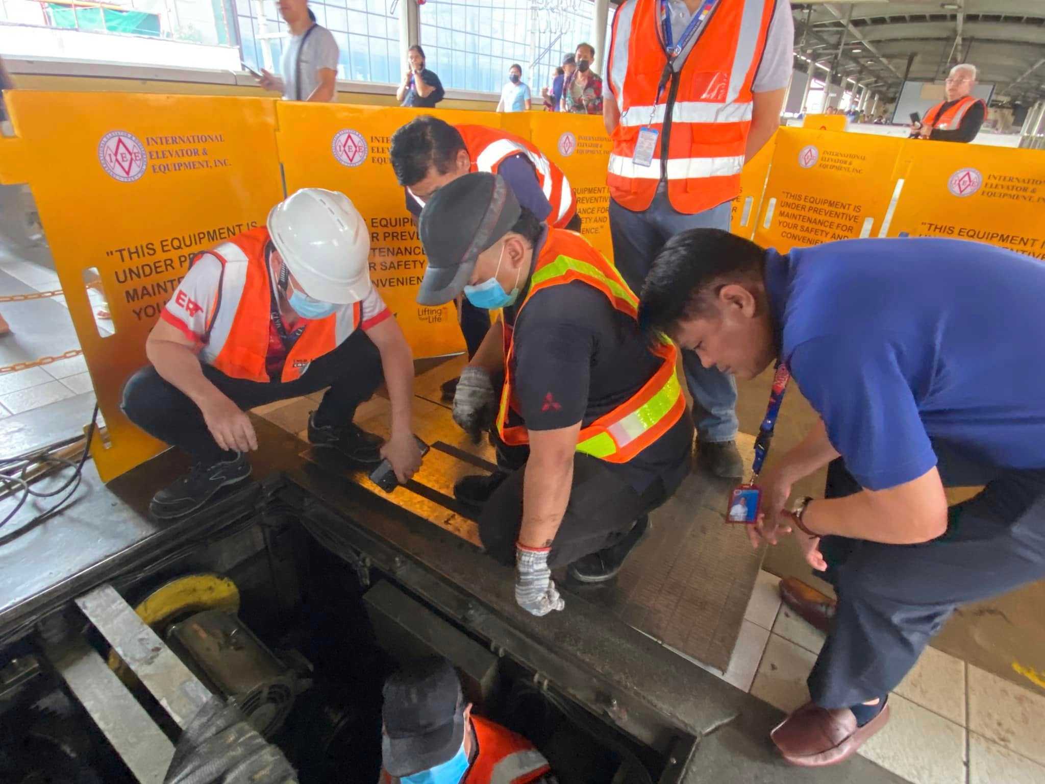 10 injured after MRT-3 escalator malfunctions