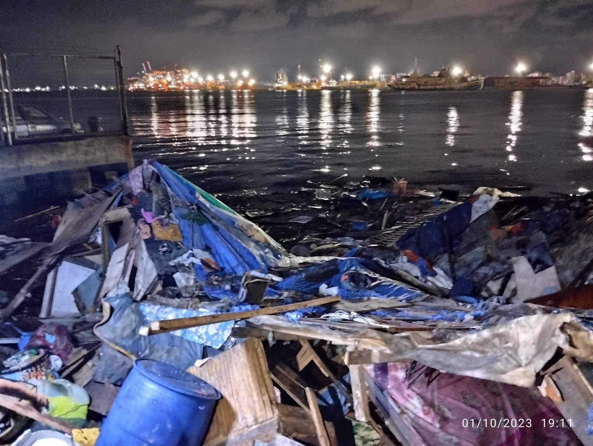 12 houses collapse in Tondo, Manila