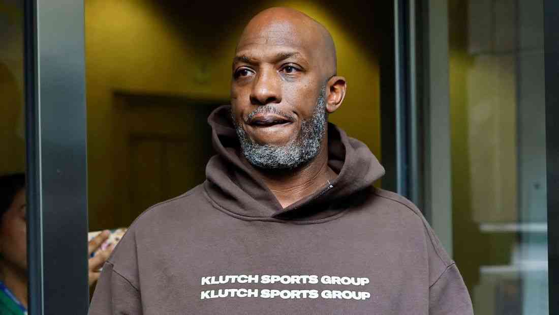 NBA's Chauncey Billups, Terry Rozier among dozens arrested in illegal gambling probe