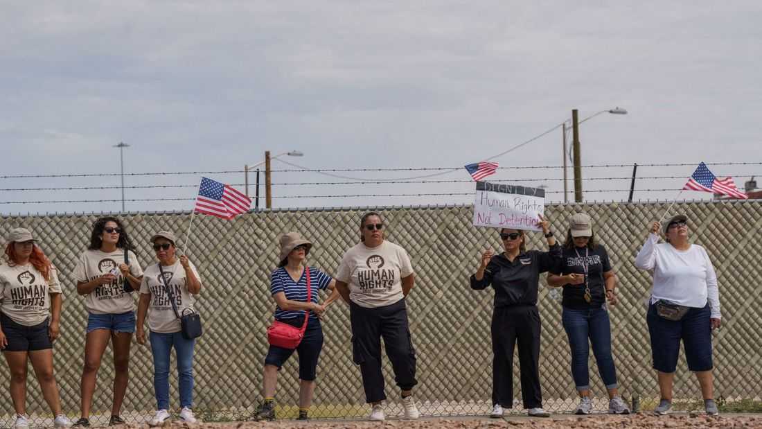 Migrants at largest US detention camp face foul water, rotten food, congresswoman says