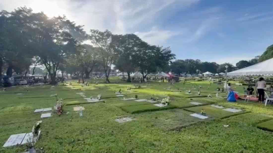 Around 6,000 people stayed overnight at Himlayang Pilipino in QC