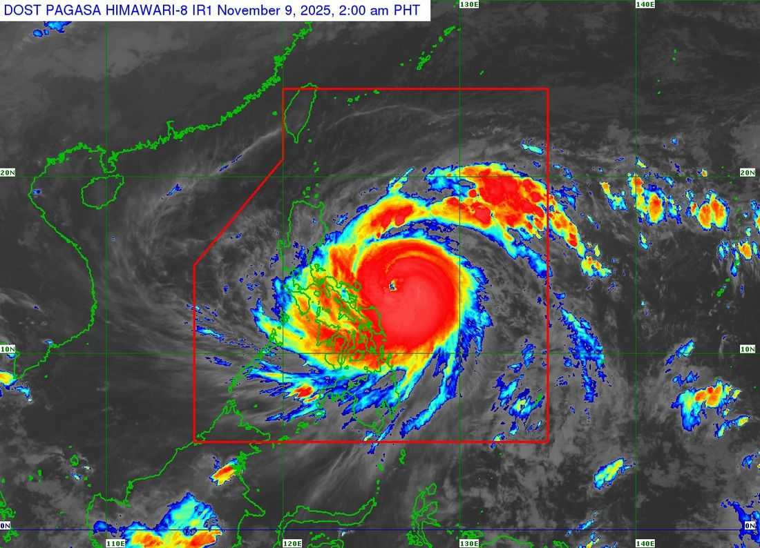 Signal No. 4 up in parts of Camarines Sur, Albay as Typhoon Uwan nears Bicol Region