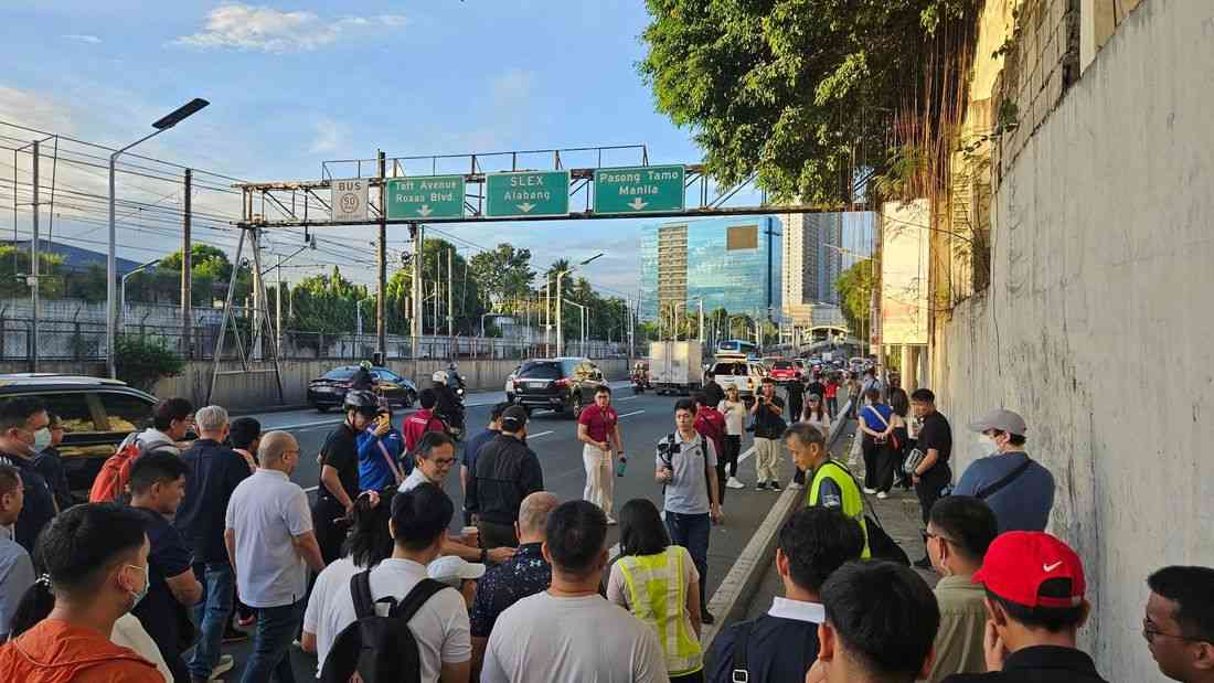 DPWH, DOTr conduct EDSA walkthrough with PWDs to plan safer sidewalks