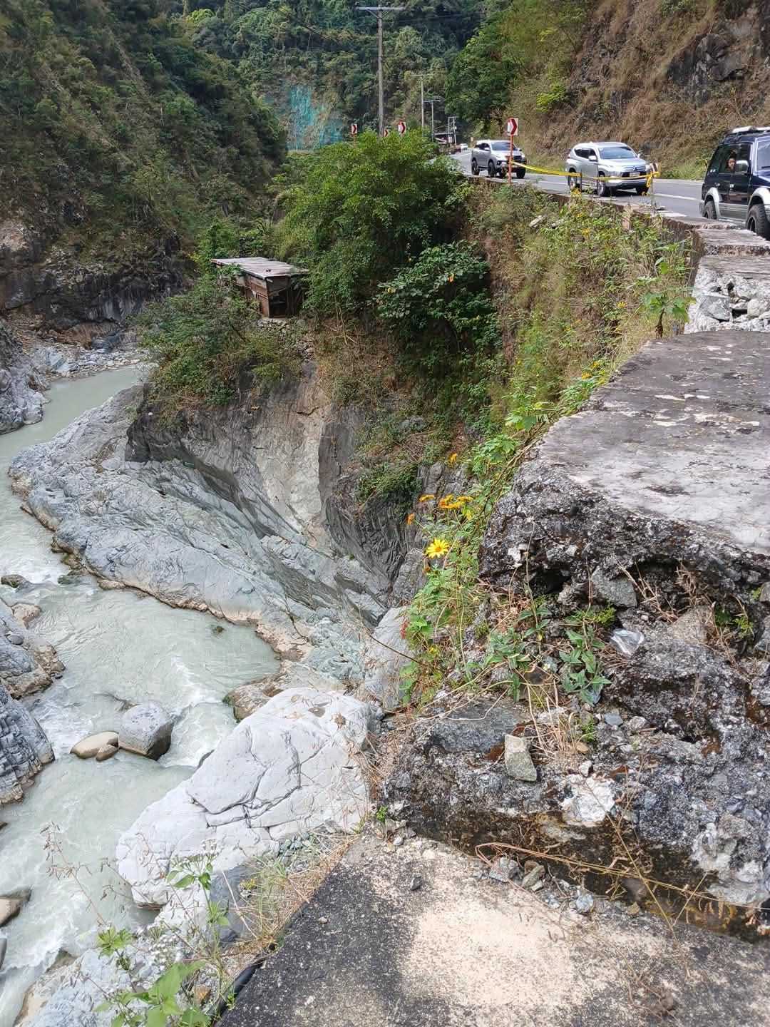 Authorities prohibit stopping and taking photos at ex-DPWH Usec Cabral tragedy site
