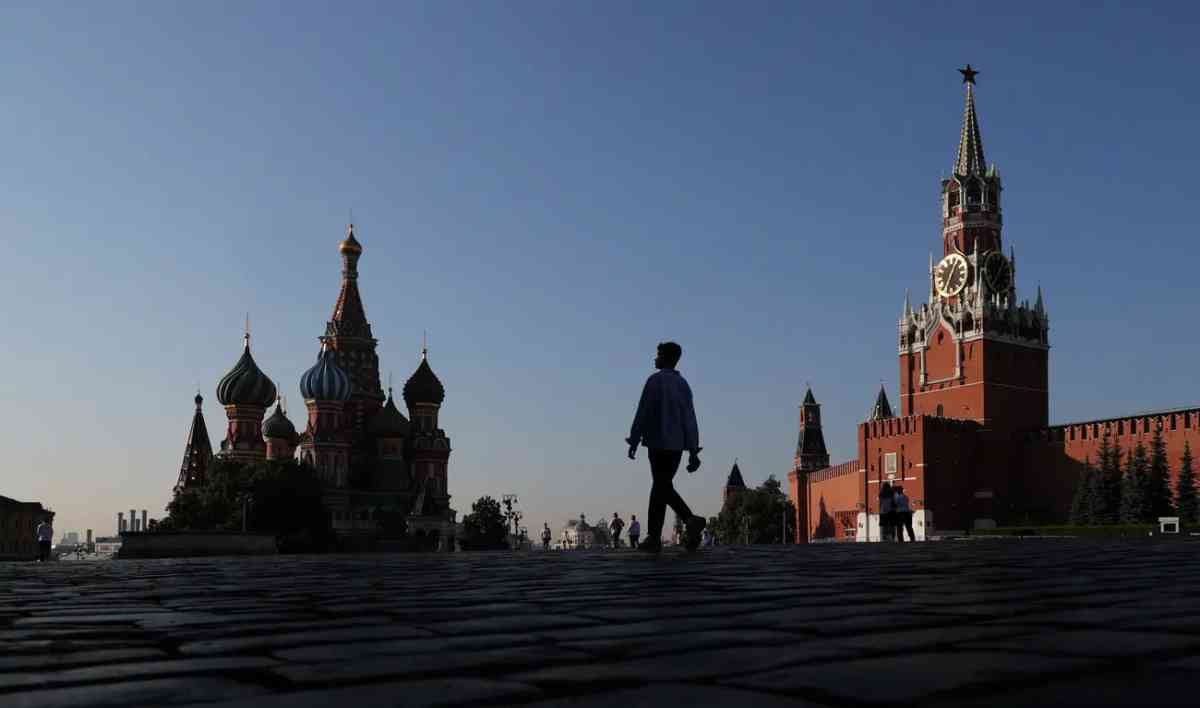 Russian finance ministry proposes raising VAT to help fund Ukraine war