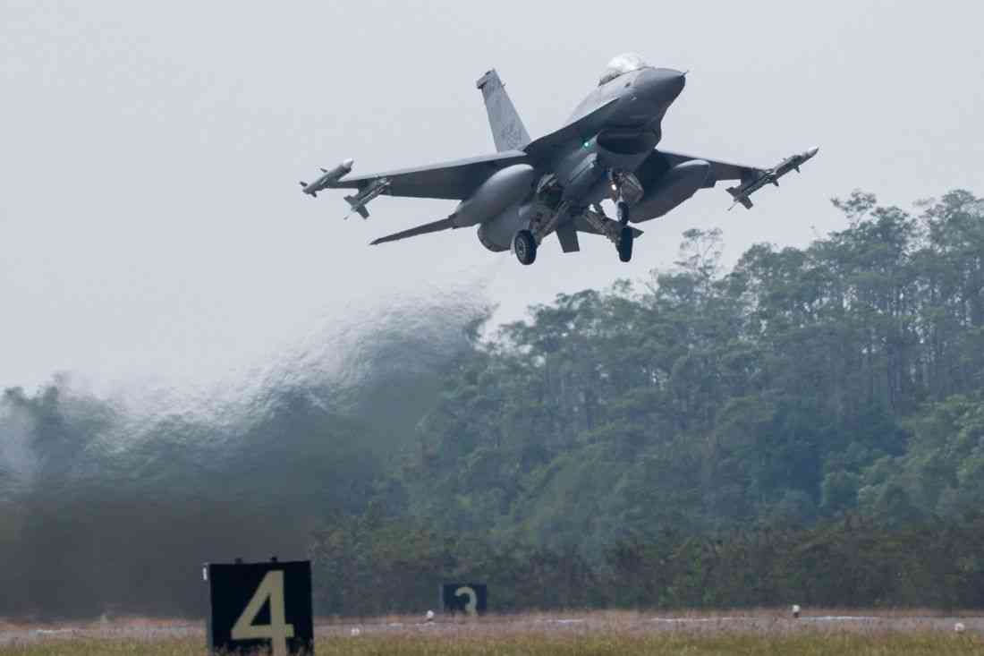 Taiwan shows off F-16 jets rapid response amid tensions with China