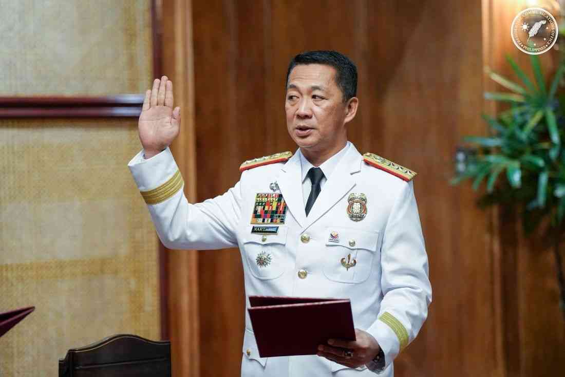 Nartatez officially receives 4-star general rank