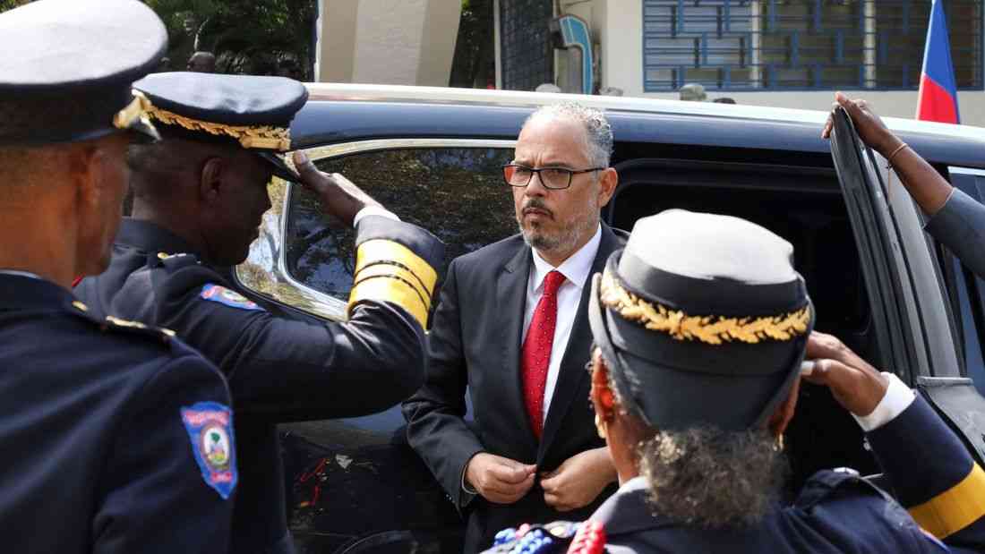 Two Haiti leaders say they plan to proceed with PM removal despite US threats