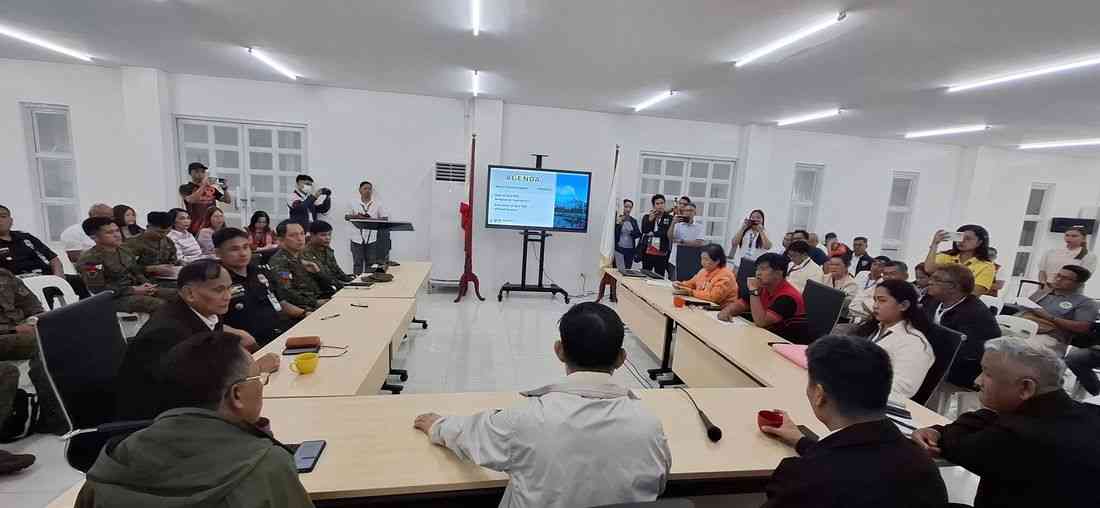 Albay officials hold emergency meeting as Mayon Volcano activity raises concerns