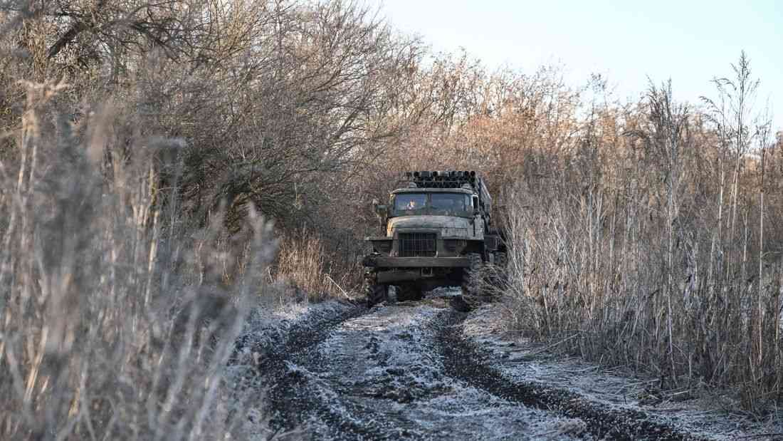 Kremlin sticks to demand that Ukraine cede all of Donbas in talks, TASS reports