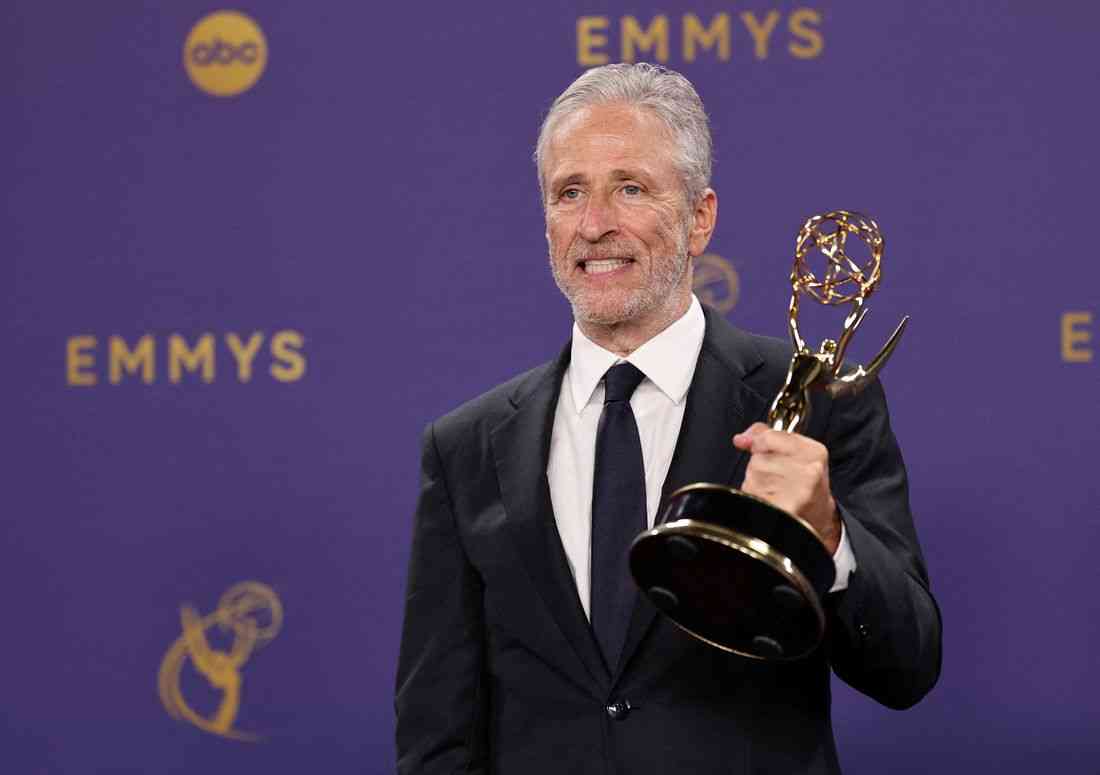 Jon Stewart signs on to continue as ‘Daily Show’ host through 2028
