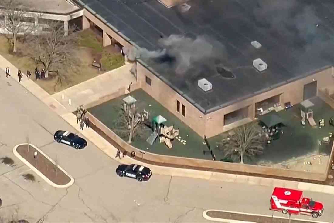 Suspect shot dead after crashing truck into Detroit-area synagogue