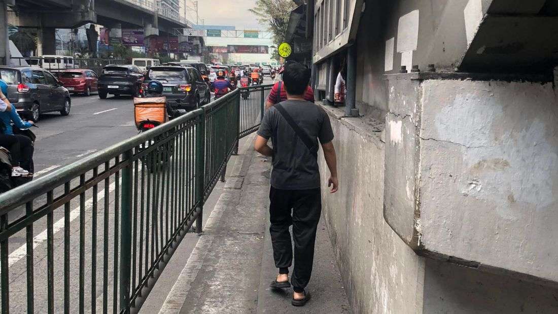 DPWH to focus on sidewalks after early completion of EDSA Phase 1