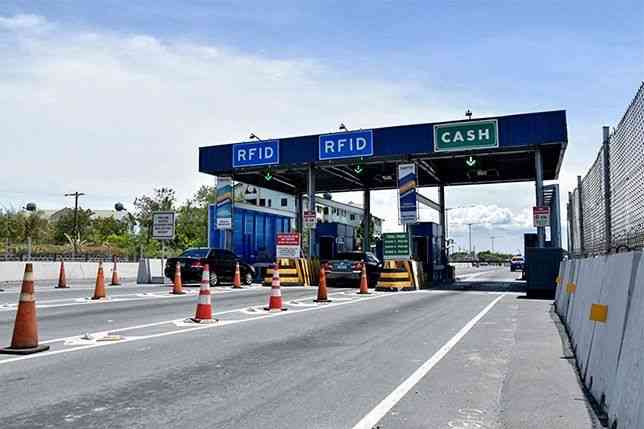 Free tolls for agri cargo vehicles starting April 20 — DOTr