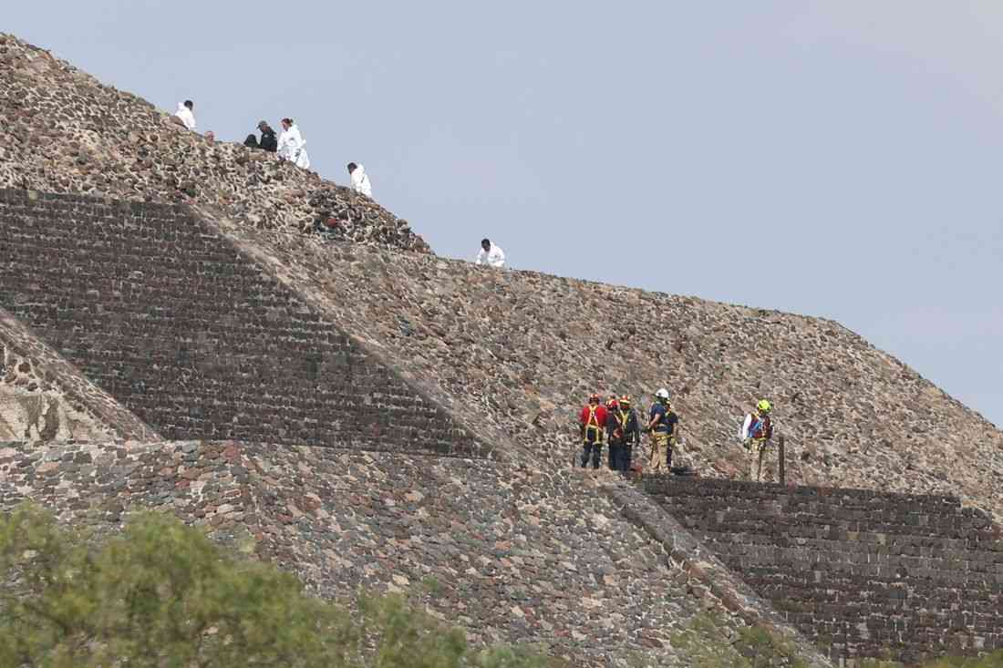 Gunman kills Canadian woman, wounds four at Mexico’s Teotihuacan pyramids