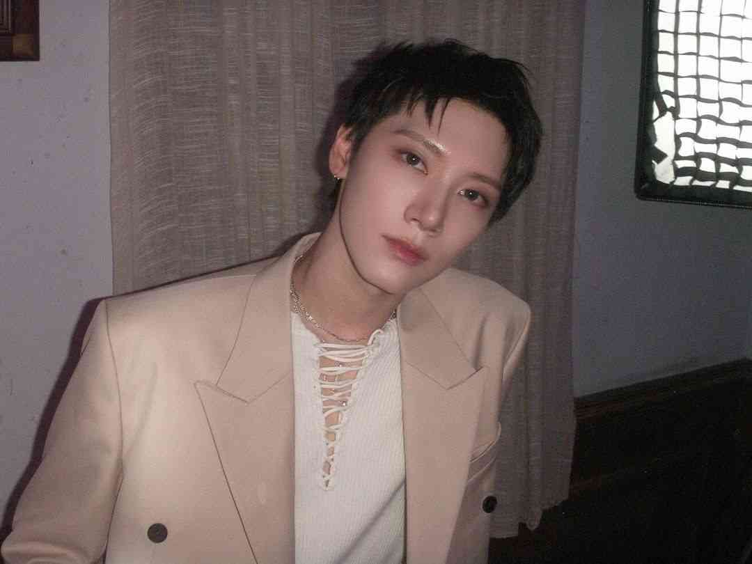Kpop-star TEN leaves SM Entertainment, to stay with NCT and WayV