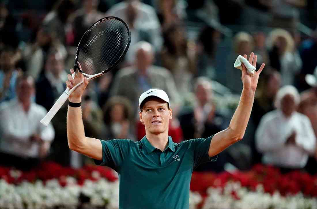 Tennis-Clinical Sinner holds off wildcard Jodar to reach Madrid Open semis