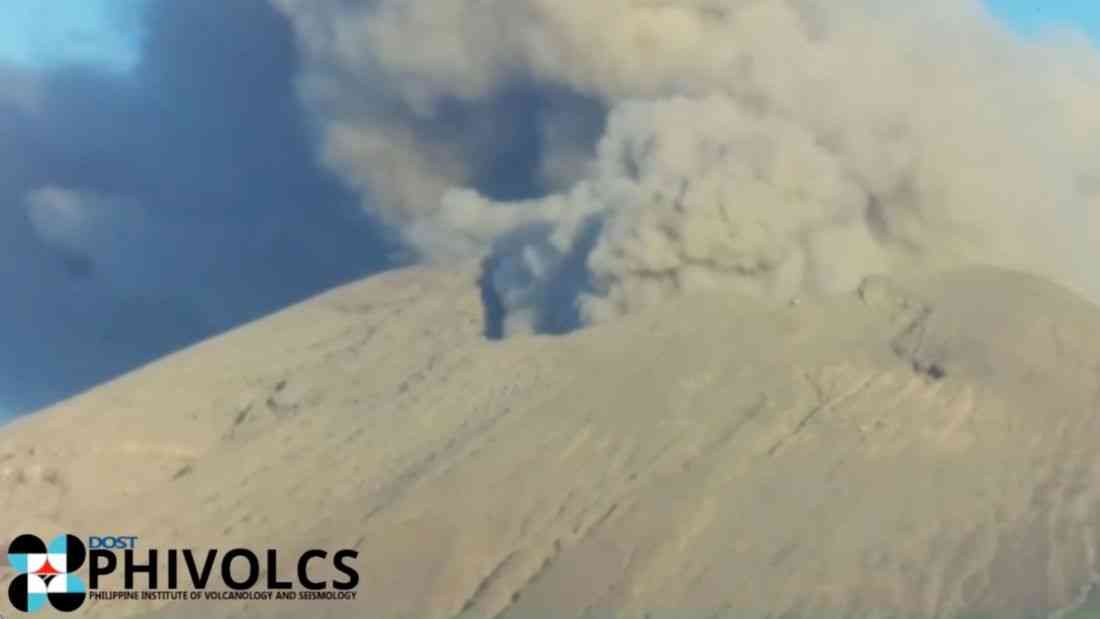 Kanlaon Volcano logs 45 quakes, remains under Alert Level 2 — PHIVOLCS