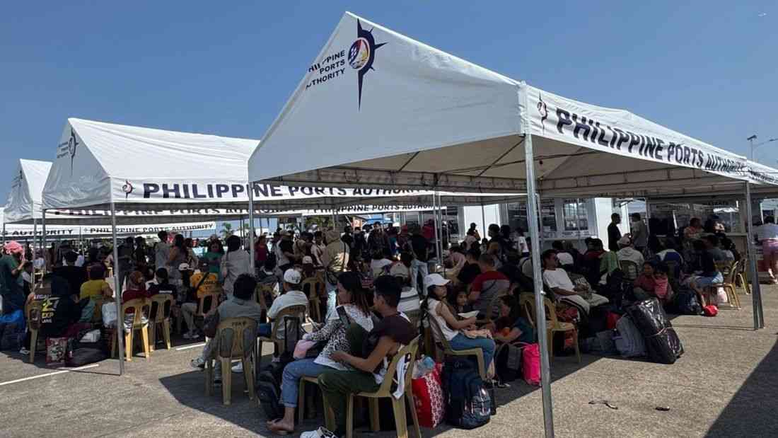 PCG logs over 370,000 passengers at nationwide ports on Maundy Thursday