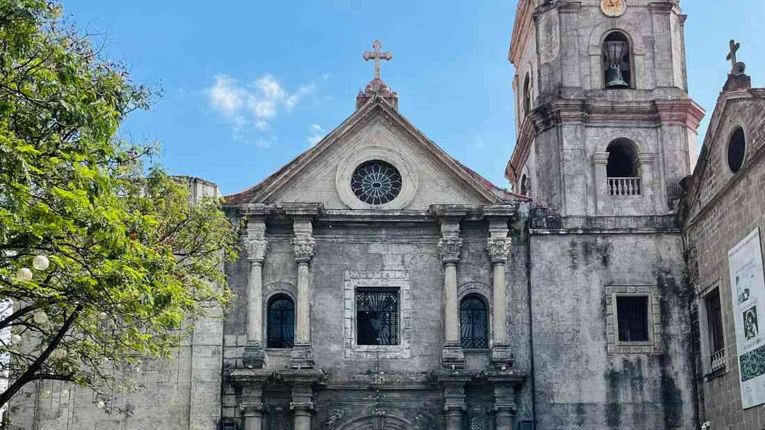 Faith in Every Footstep: Navigating the 'walkable' Visita Iglesia amid the state of fuel crisis