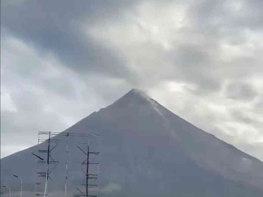 Mayon Volcano records 5 volcanic earthquakes in 24 hours — PHIVOLCS