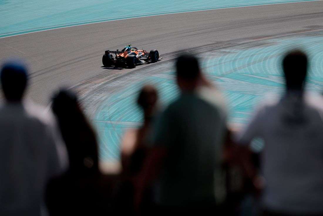 Motor racing-Miami F1 Grand Prix brought forward by three hours to beat storm threat
