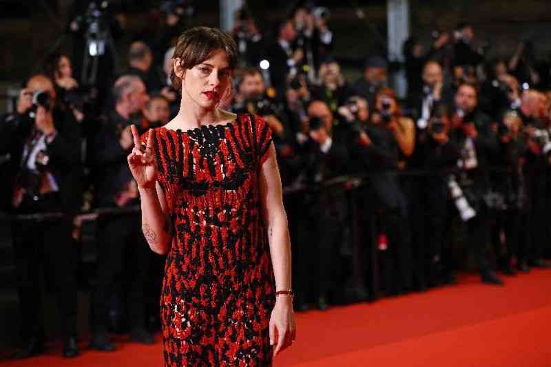 Kristen Stewart says food-heavy Cannes film 'Full Phil' proved physically demanding