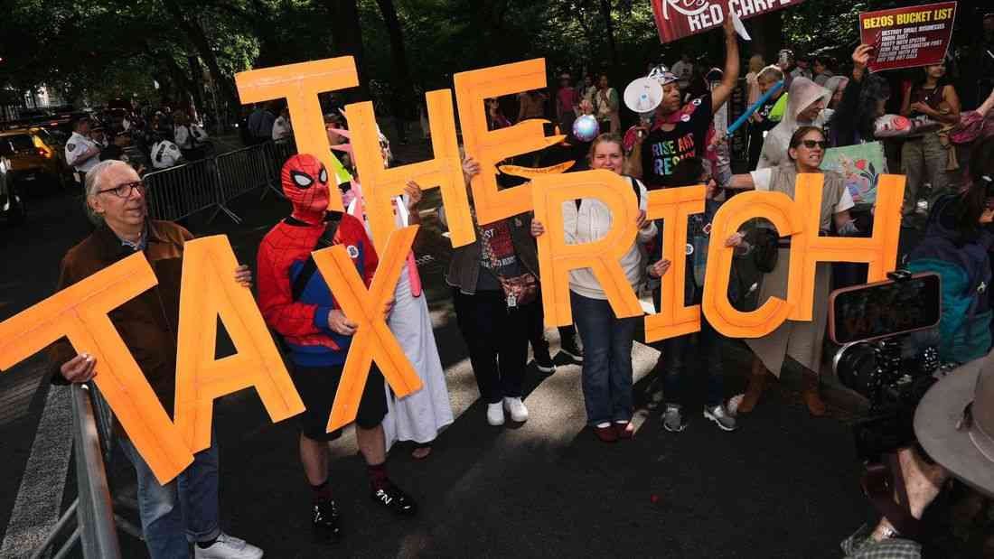 Stars arrive for Met Gala as protesters target Jeff Bezos