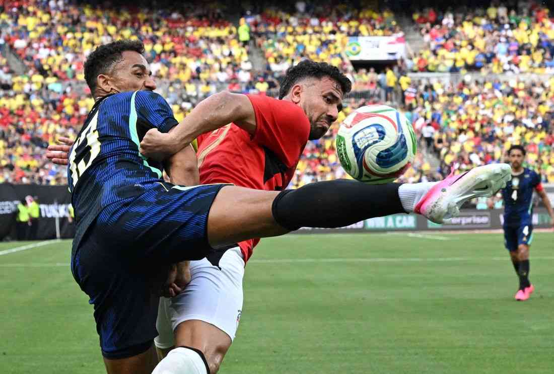 Soccer - World Cup greats Argentina, Brazil, Germany win friendlies days before kick-off